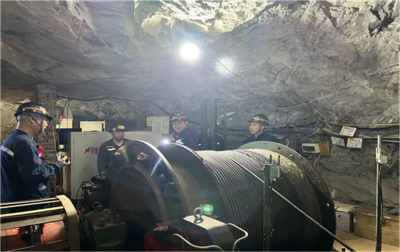 江西省非煤矿山专家为丰城市地下矿山“把脉问诊”
